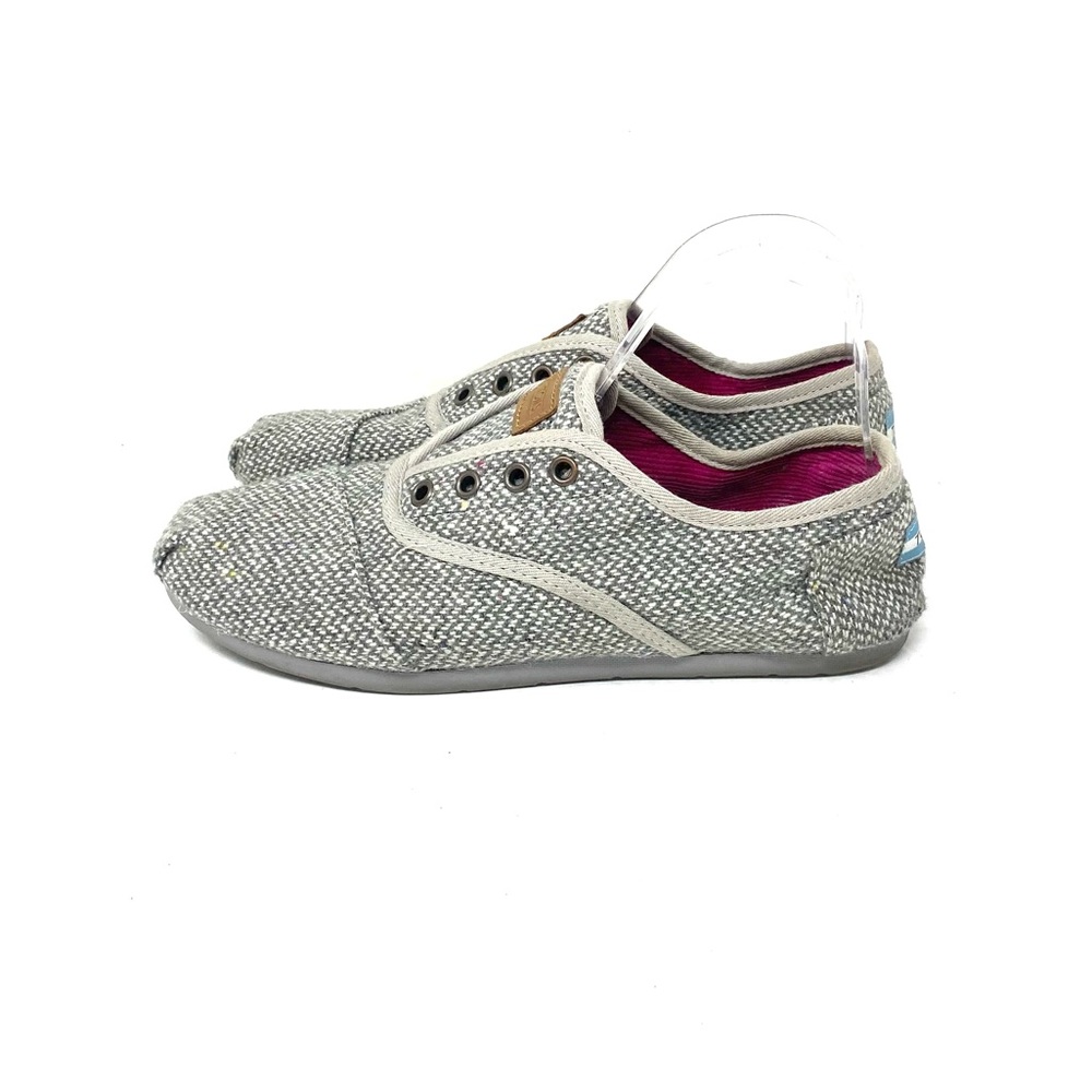 Toms